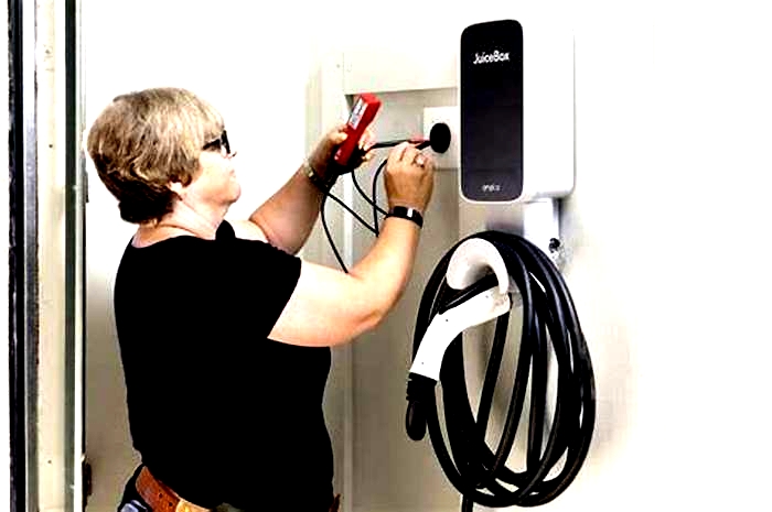 EV Charging at Home Installation Setup and Safety Tips