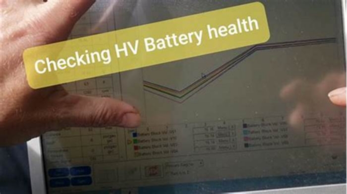 How do I keep my hybrid battery healthy?