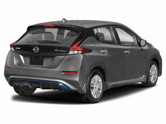 Nissan Leaf SV Plus Mid Range Electric Hatchback with Enhanced Features