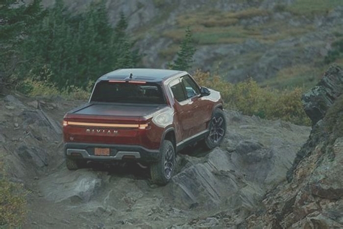 Rivian R1T Electric Truck Off Road Capability with Electric Power width